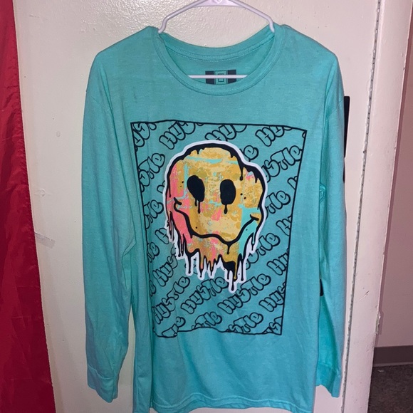 Sky blue long sleeve shirt - Picture 1 of 4